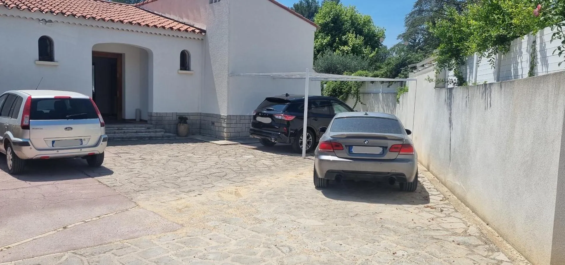 Studio Independant A La Villa Garlaban 3 Etoiles Gemenos France
